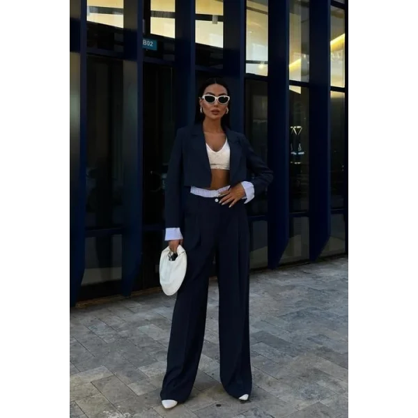 Garni Detaylı Crop Ceketli Takım 10075