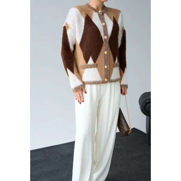 Geniş Baklava Desen Hırka  CamelKrem