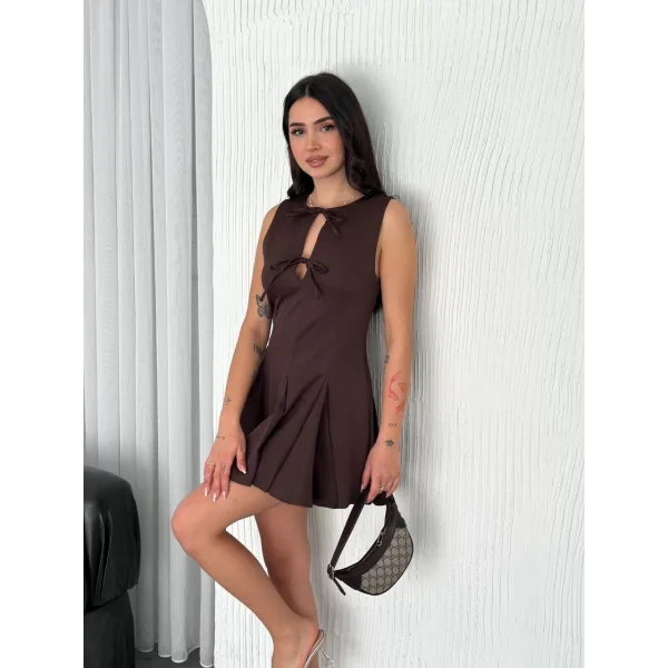Göğüs Bağlamalı Kolsuz Mini Boy Elbise - Kahverengi
