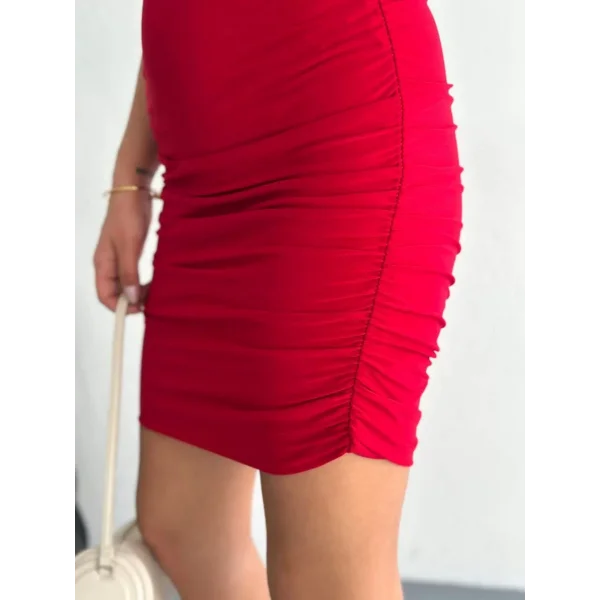 Göğüs ve Yanlar dekolteli Kolsuz Boy Elbise - Kırmızı