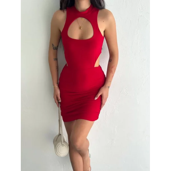 Göğüs ve Yanlar dekolteli Kolsuz Boy Elbise - Kırmızı