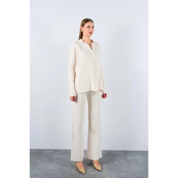 Gömlek Yaka Düğmeli Takım  Krem