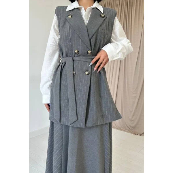 Gri Çizgili Uzun Çizgili Yelek Ve Etek Takım