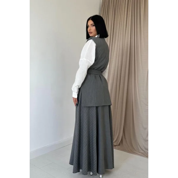 Gri Çizgili Uzun Çizgili Yelek Ve Etek Takım