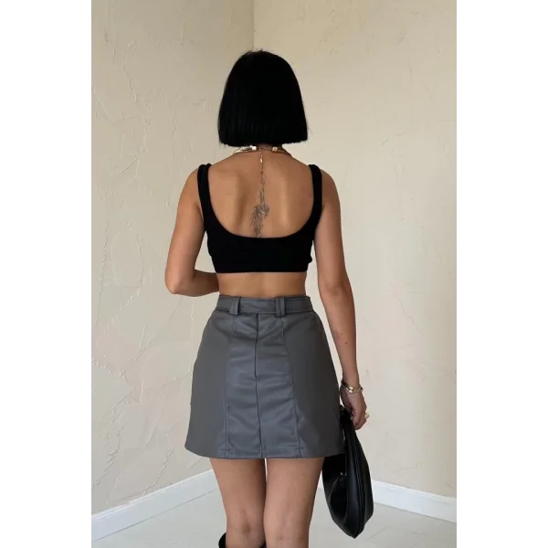 Gri Kemerli Mini Deri Etek
