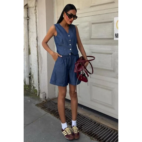 Gümüş Düğmeli Yelek Ve Şort Tensel Takım 10174