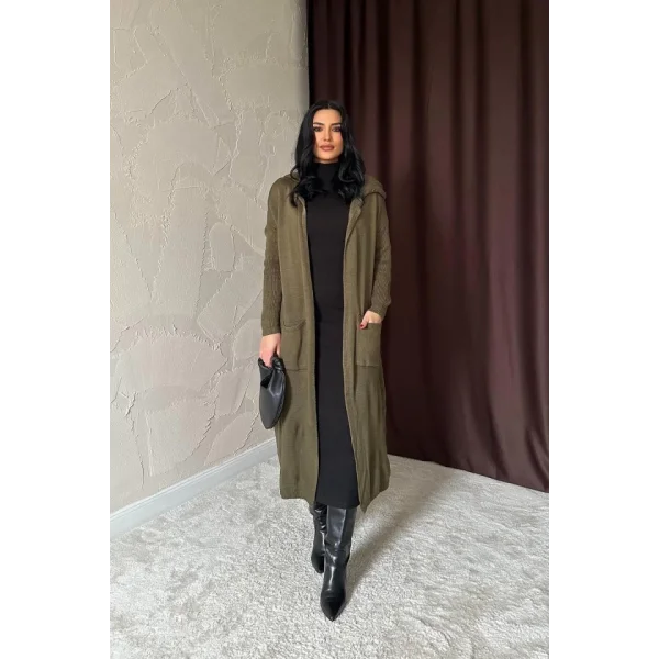 Haki Arkası Yazılı Hırka