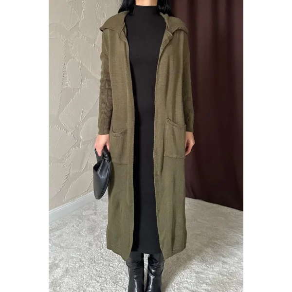 Haki Arkası Yazılı Hırka