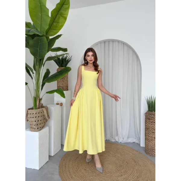 Heldi Piliseli Elbise