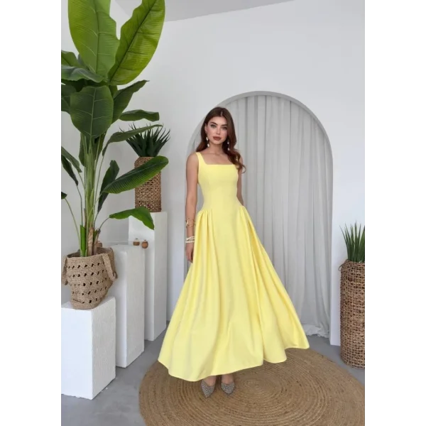 Heldi Piliseli Elbise