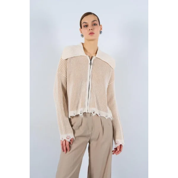 İki Renk Yırtıklı Hırka  KremBej