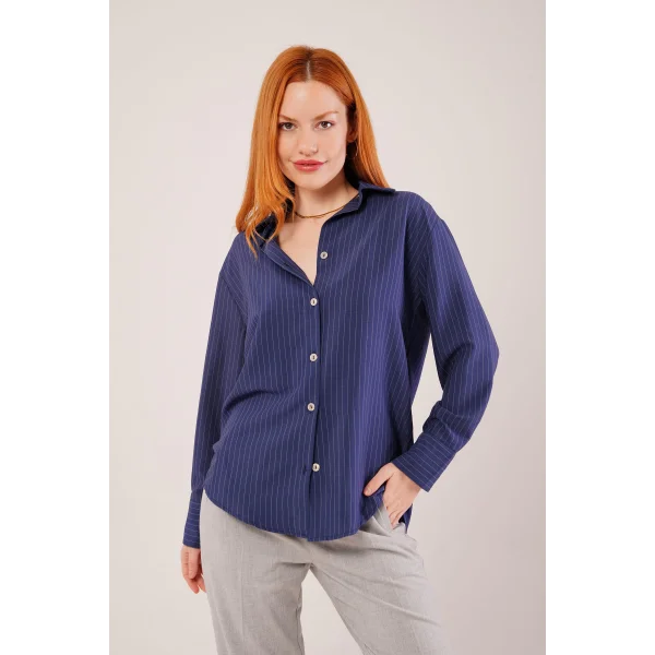 İnce Çizgi Detaylı acivert Gömlek