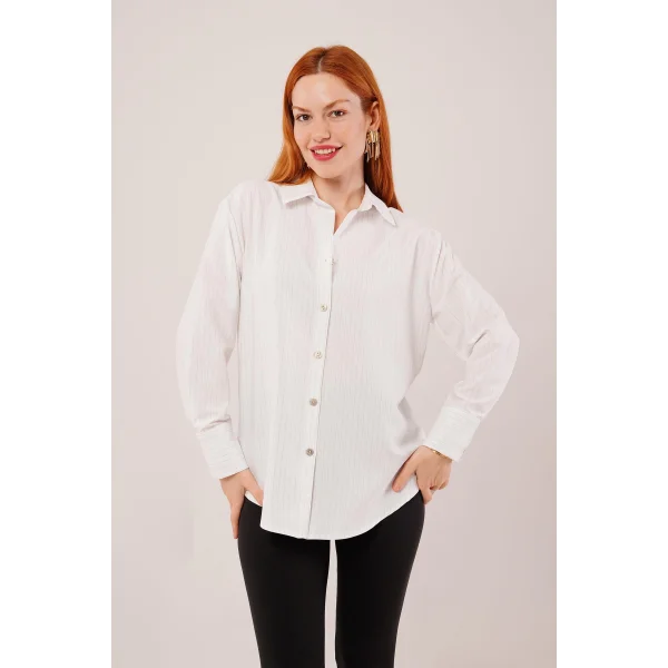 İnce Çizgi Detaylı Beyaz Gömlek