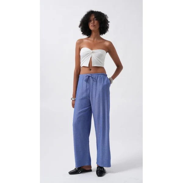 İnce Kemerli Bağcık Detay Pantolon