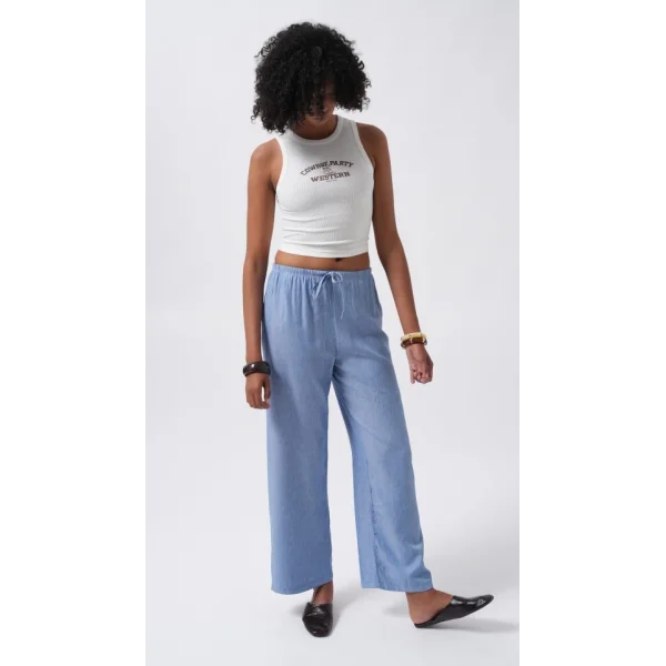 İnce Kemerli Bağcık Detay Pantolon