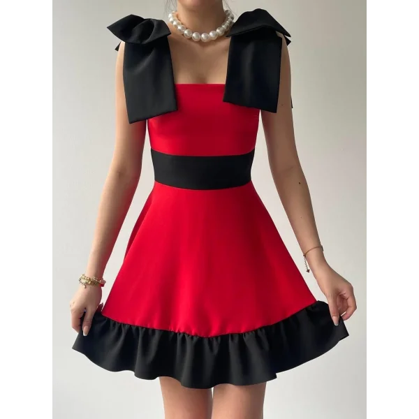 iron Omuz Fiyonklu Elbise