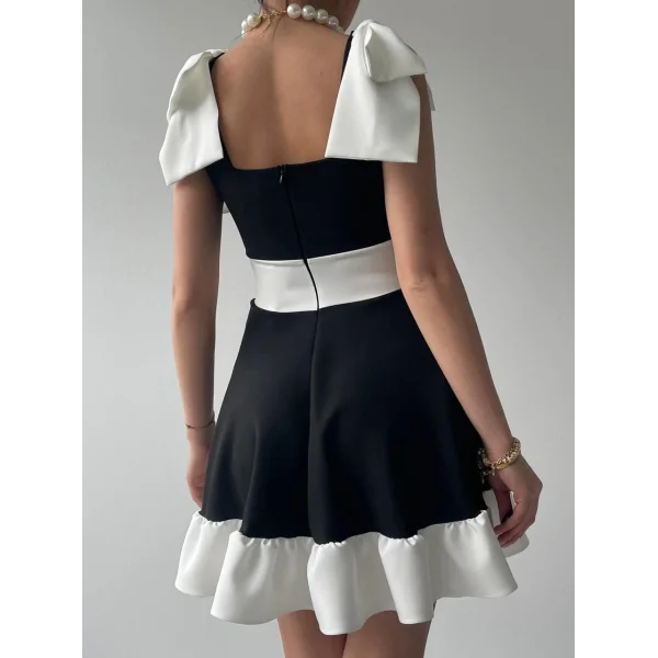 iron Omuz Fiyonklu Elbise