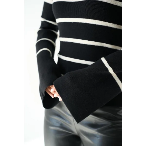 İspanyol Kol Çizgili Kazak  SiyahAçık Krem