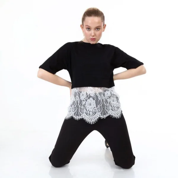 i̇yah Beyaz Dantelli̇ Ti̇şört