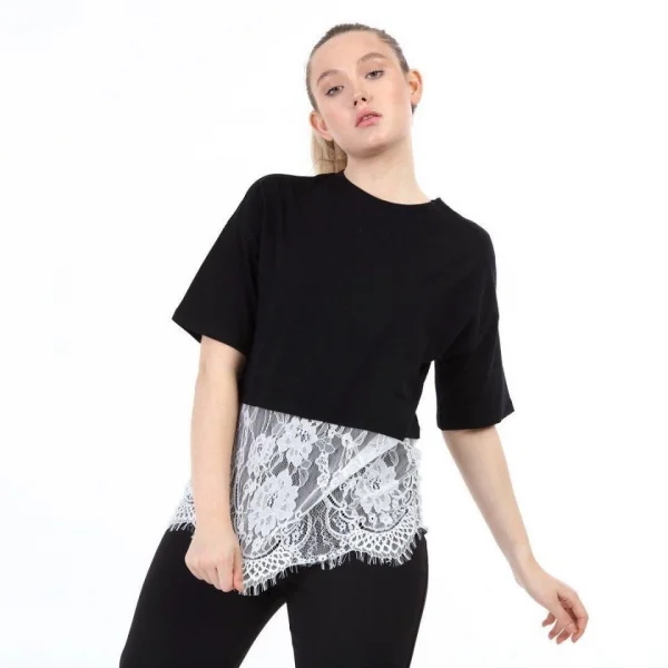 i̇yah Beyaz Dantelli̇ Ti̇şört