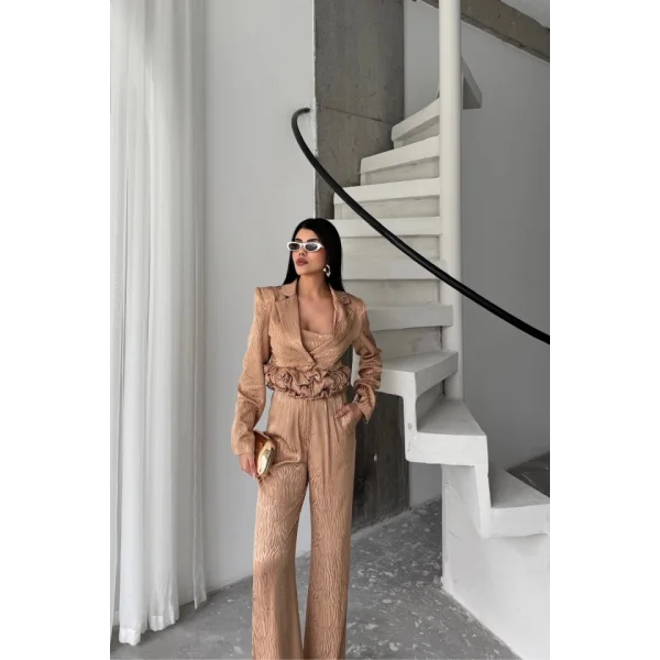 JAKARLI BLUZU TASARIM DETAYLI CEKET-PANTOLON-BLUZ 3 LÜ TAKIM - Bej