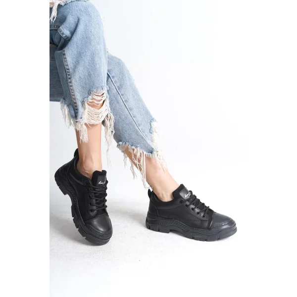 JANE Bağcıklı Ortopedik Taban Kadın Sneaker Spor Ayakkabı  CST - Siyah