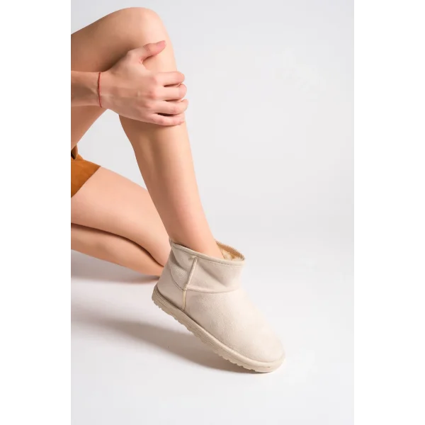 JOLIE Bağcıksız Düz Taban İçi Kürklü Kısa Süet Kadın Bot SKT - Krem
