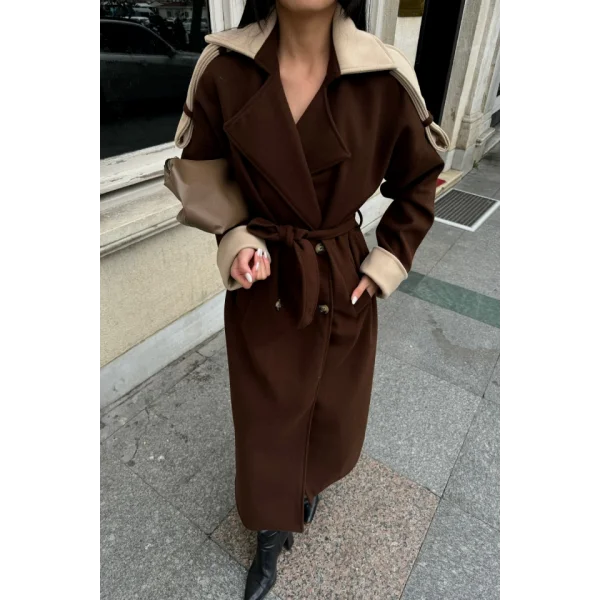 KABAN  YAKA VE ANŞET BEJ RENKİ  Kahverengi