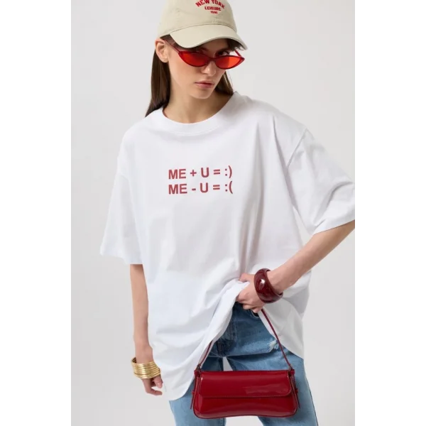 Kabartma Baskılı T-Shirt