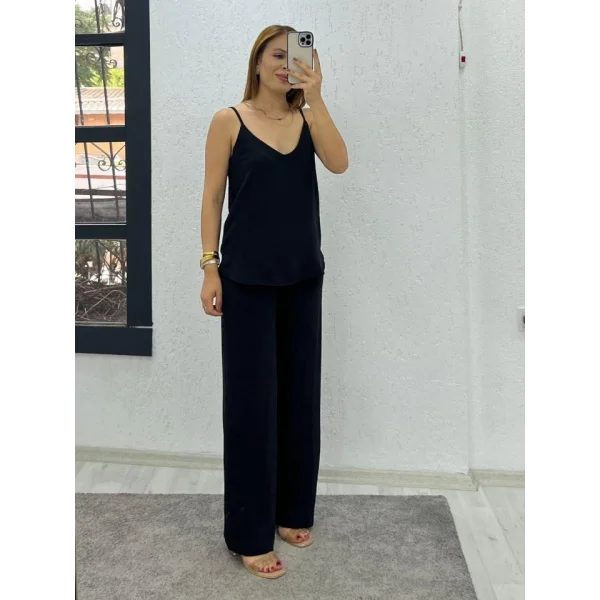 Kadın Aerobin Kumaş Bol Paça Pantolon Ve Askılı Bluz Ikili Takım