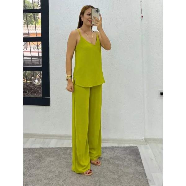 Kadın Aerobin Kumaş Bol Paça Pantolon Ve Askılı Bluz Ikili Takım