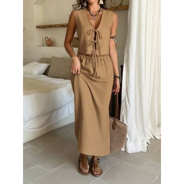 Kadın Aerobin Kumaş Eteği Yırtmaçlı ön Bağlama Detaylı Takım