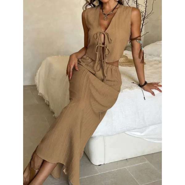 Kadın Aerobin Kumaş Eteği Yırtmaçlı ön Bağlama Detaylı Takım