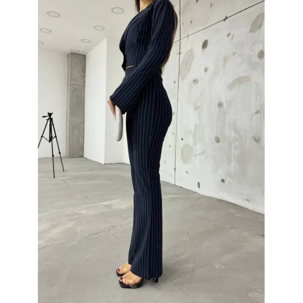 Kadın anşet Yaka Ispanyol Kol çizgi Detay Kısa Ceket Ve Yüksek Bel Ispanyol Paça Pantolon Ikili Takım