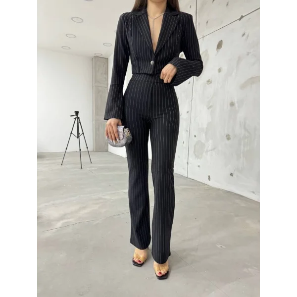 Kadın anşet Yaka Ispanyol Kol çizgi Detay Kısa Ceket Ve Yüksek Bel Ispanyol Paça Pantolon Ikili Takım