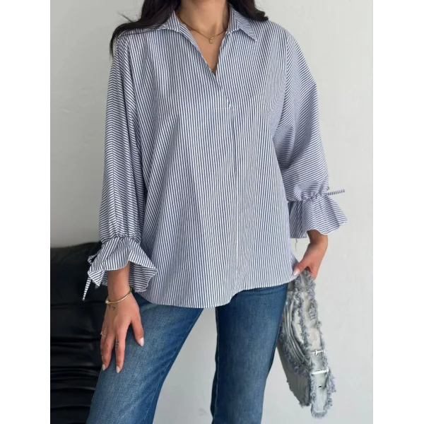 Kadın Arkası Asimetrik Yırtmaç Kesim Detaylı Cizgili Bluz Gömlek - Füme