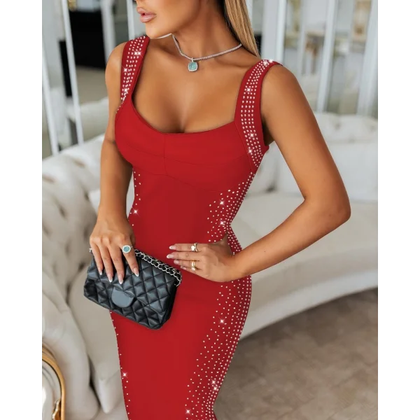 Kadın Askılı Dekolteli Taş Detaylı Kısa Ithal Krep Elbise