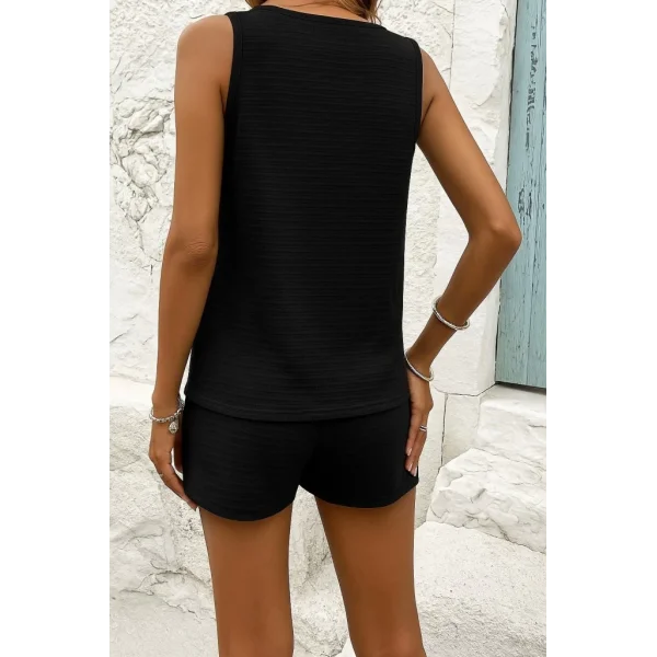 Kadın Askılı Kolsuz V Yakalı önden Düğmeli Bürümcük Bluz Ve Short Ikili Takım