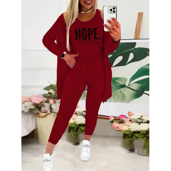 Kadın Askılı Yuvarlak Yaka Yazılı Viskon Iki Iplik Bluz Ceket Ve Pantolon 3lü Takım