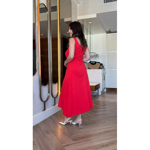 Kadın Askılı Yuvarlak Yakalı Viskon Elbise