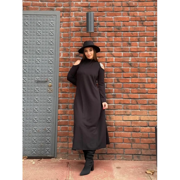 Kadın Balıkçı Yaka Omuzlardan Açık Uzun Kollu Janjan Krep Elbise