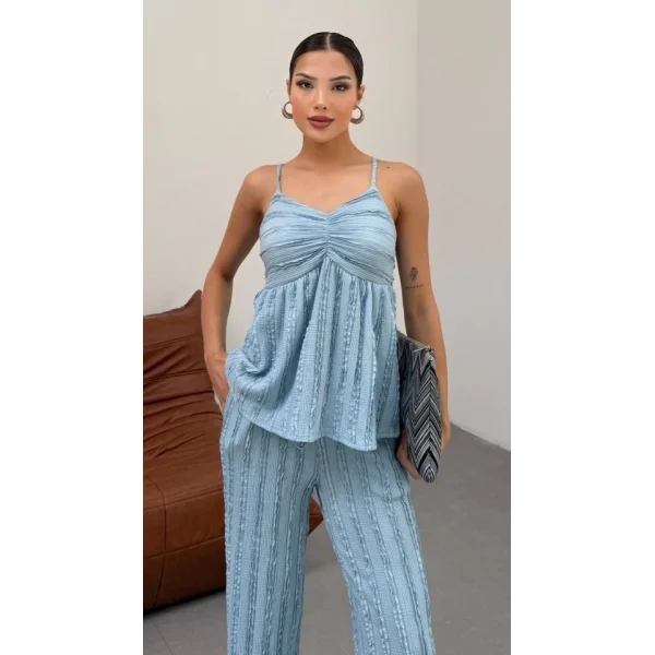 Kadın Bebe Mavisi Dokulu Askılı Üst Ve Bol Paça Pantolon 2’li Takım