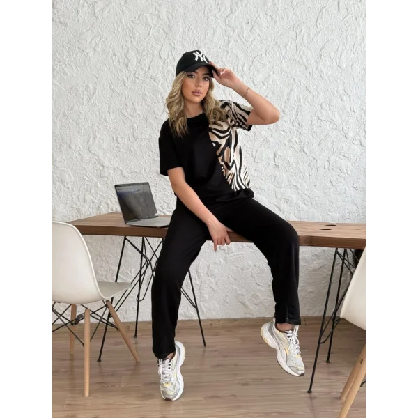 Kadın Bisiklet Yaka Kısa Kol Leopar Desen Bluz Ve Pantolon Ikili Takım