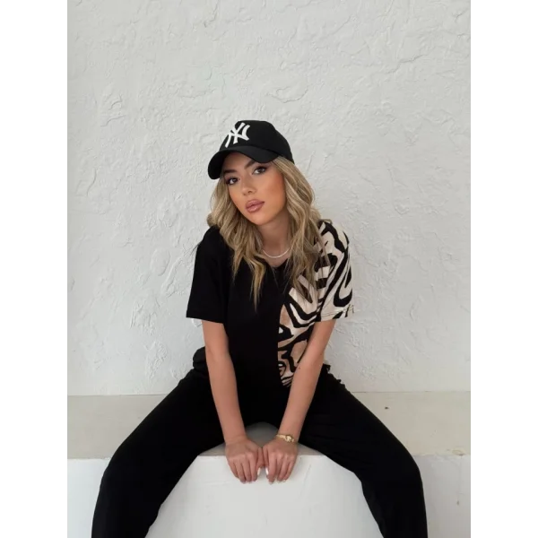 Kadın Bisiklet Yaka Kısa Kol Leopar Desen Bluz Ve Pantolon Ikili Takım