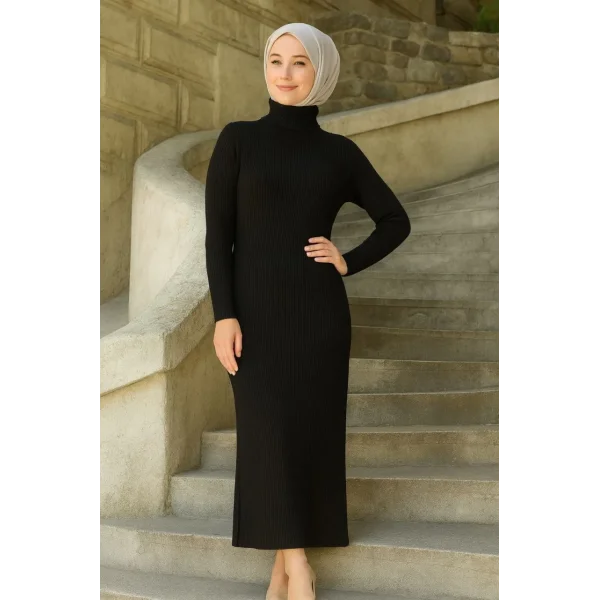 Kadın Tesettür Triko Elbise – Boğazlı Uzun Fitilli Dokuma, Esnek Tam Kalıp, 130 cm Midi Boy, Bahar & Kış Şık Rahat Stil - Siyah