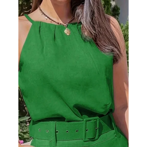 Kadın Boyundan Ip Askılı Bluz Ve Kısa Ikili Takım