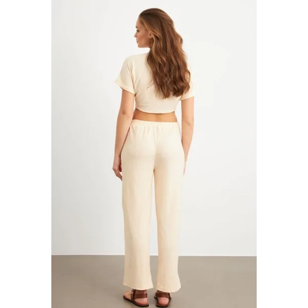 Kadın Bürümcük Kumaş Pantolonlu Takım