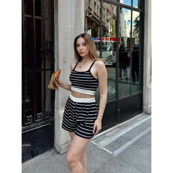 Kadın çixgi Detay Büstiyer Ve şort Ikili Takım