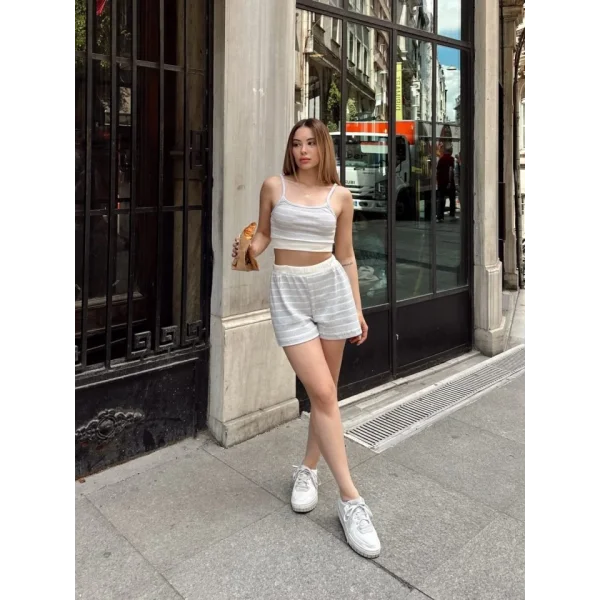 Kadın çixgi Detay Büstiyer Ve şort Ikili Takım