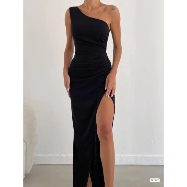 Kadın Dalgıç Krep Kumaş Tek Omuz Yırtmaç Detaylı Maxi Boy Elbise